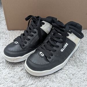 Youth Globe Tilt Skate Shoe Size 6.5